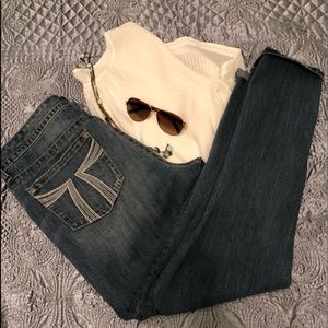 NWOT Ladies SEVEN Easy Straight Jeans Size 12